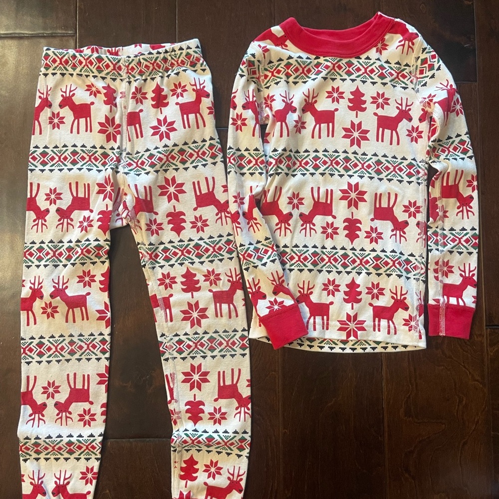 Hanna Andersson Size US 6-7 Christmas Deer